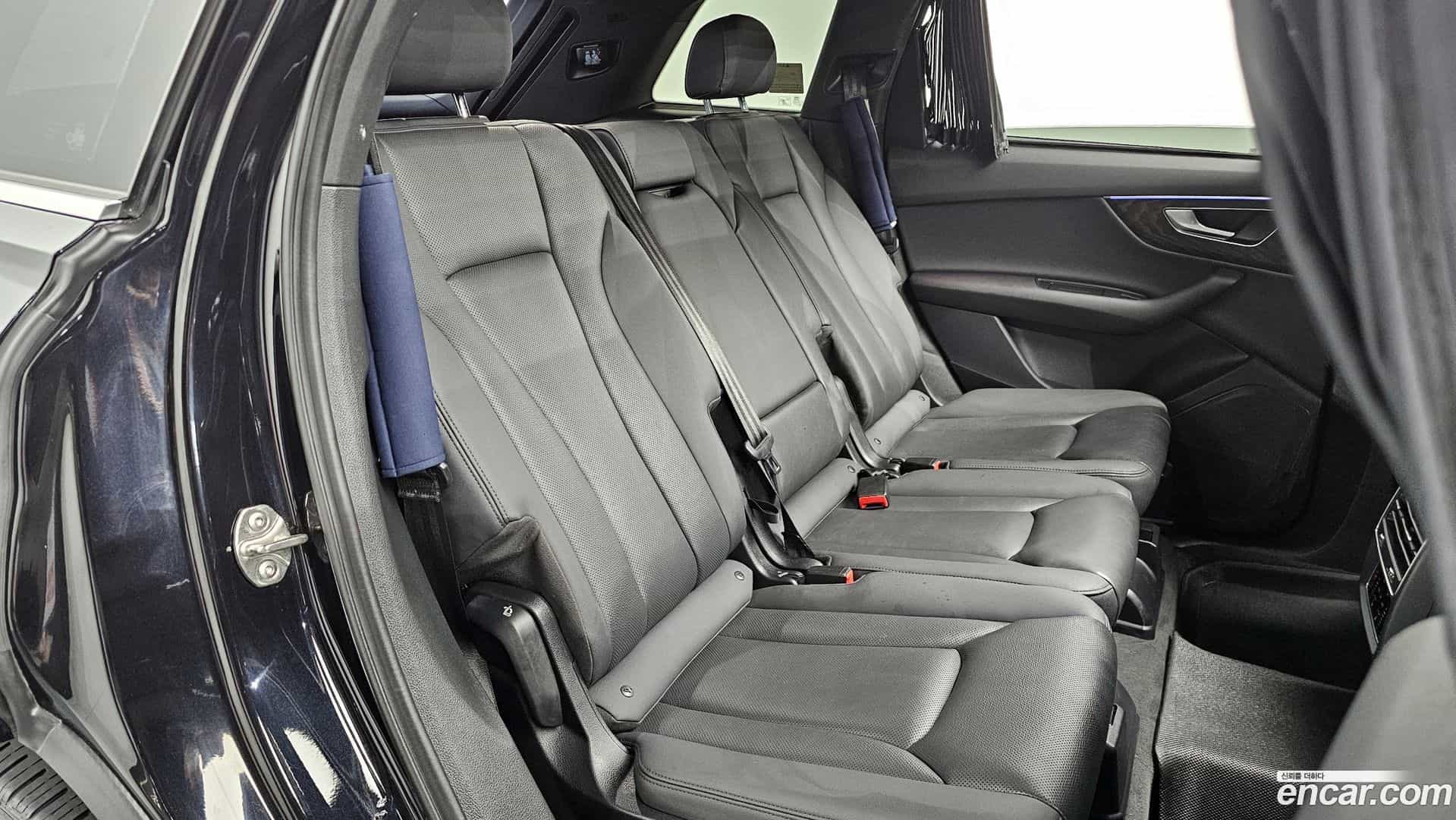 Q7 Audi 2021.6-OPTION-016