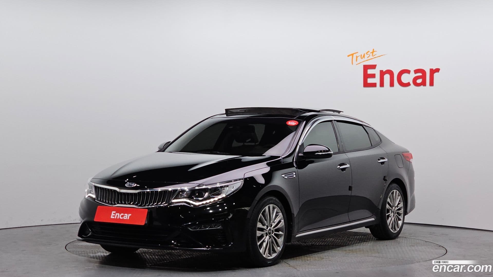 Main__Slider__Photo:K5 Kia 2019.4-0
