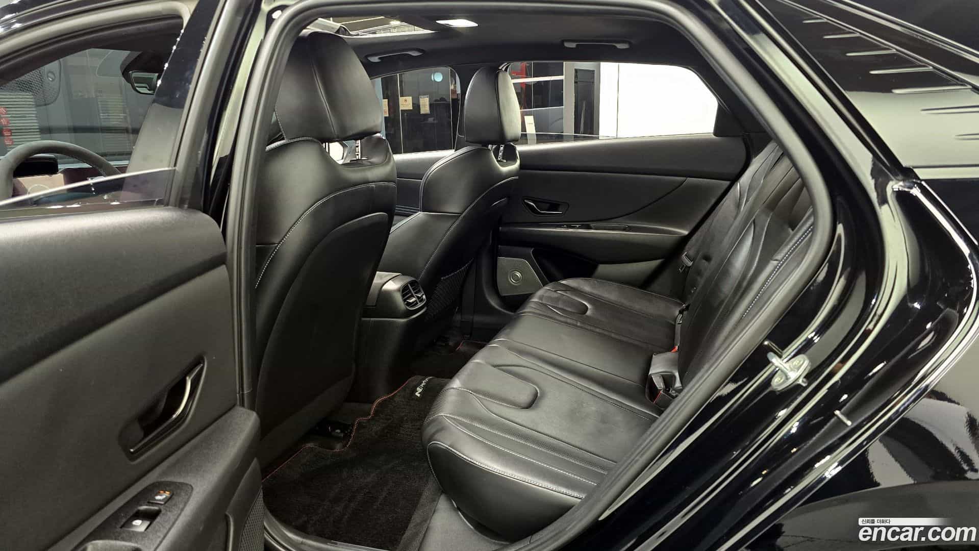 AVANTE Hyundai 2022.3-OPTION-016