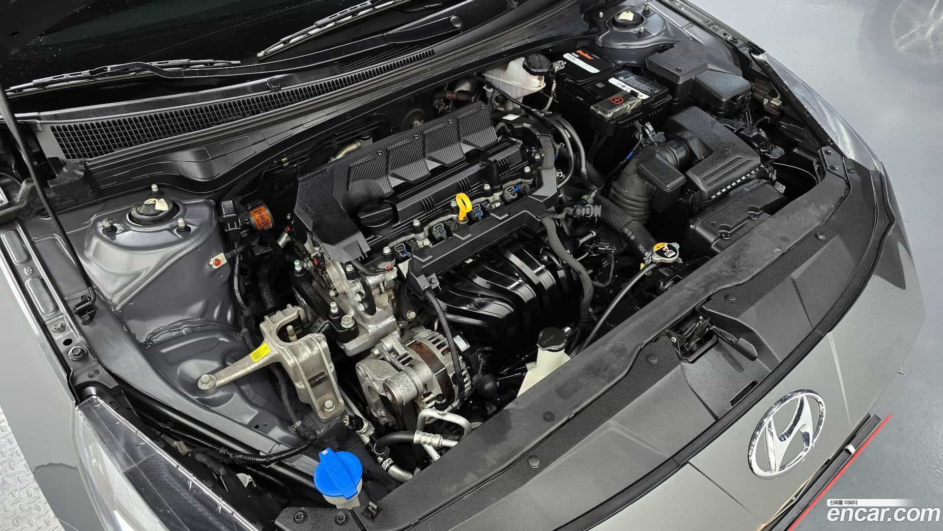AVANTE Hyundai 2022.6-INNER-006