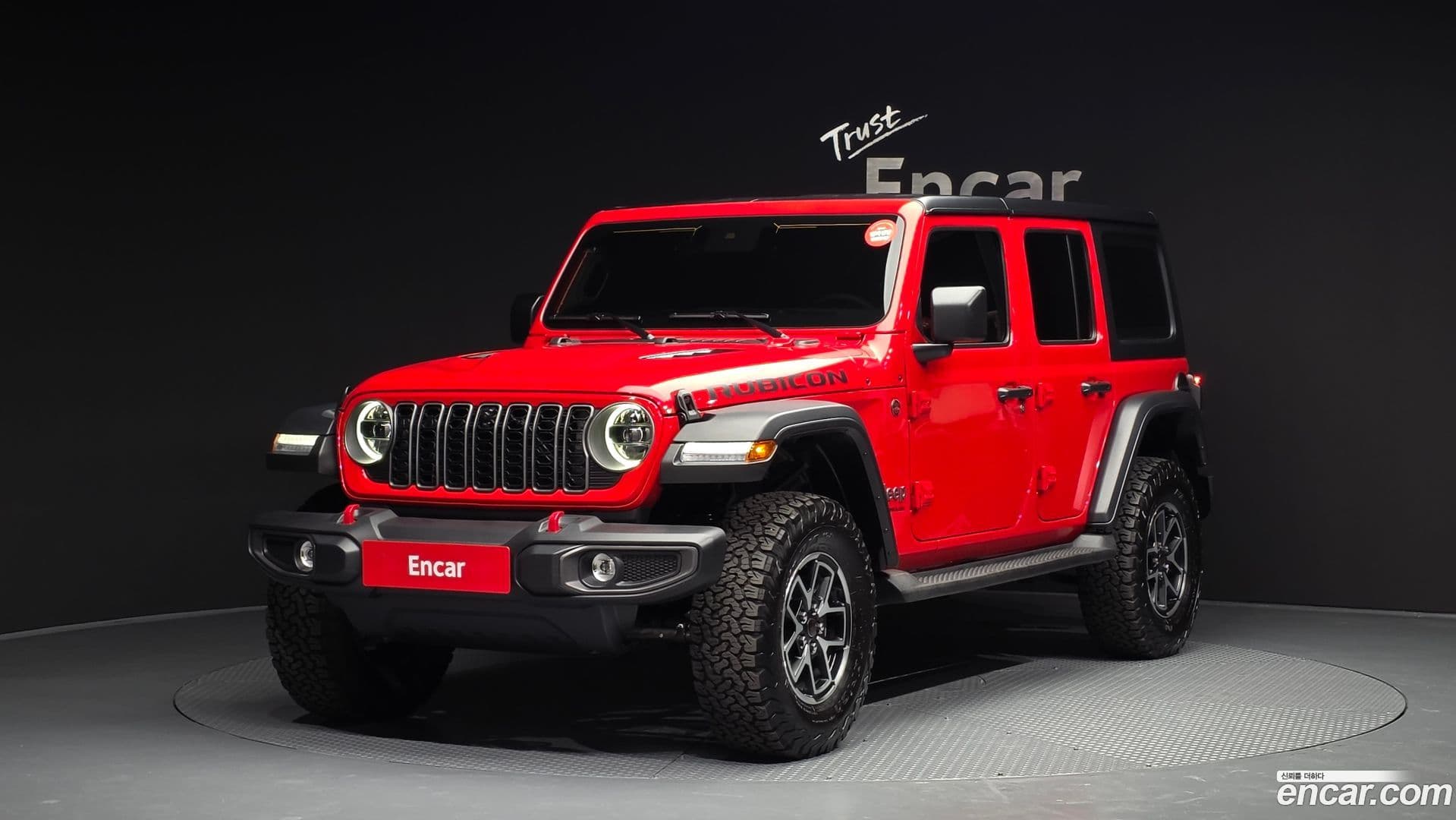 Main__Slider__Photo:Wrangler Jeep 2025.3-0