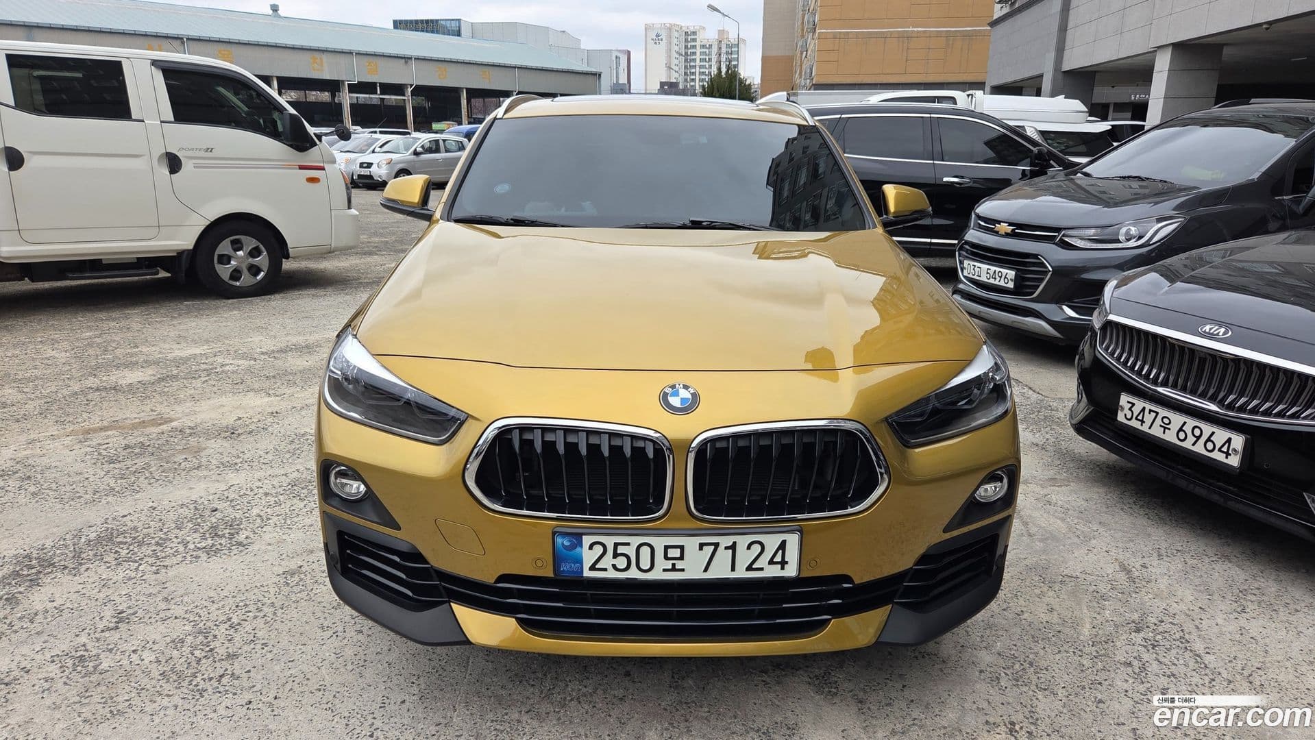Main__Slider__Photo:X2 (F39) BMW 2020.11-0