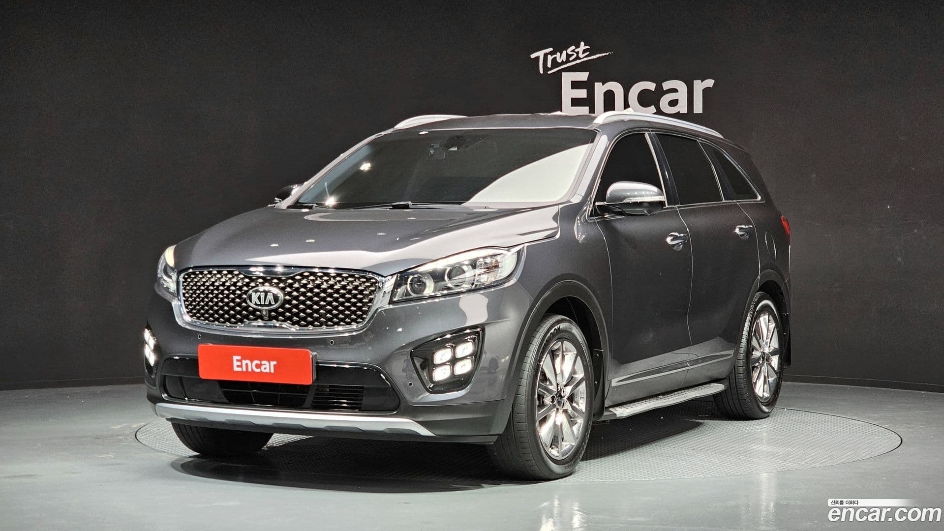 Main__Slider__Photo:Sorento Kia 2016.11-0