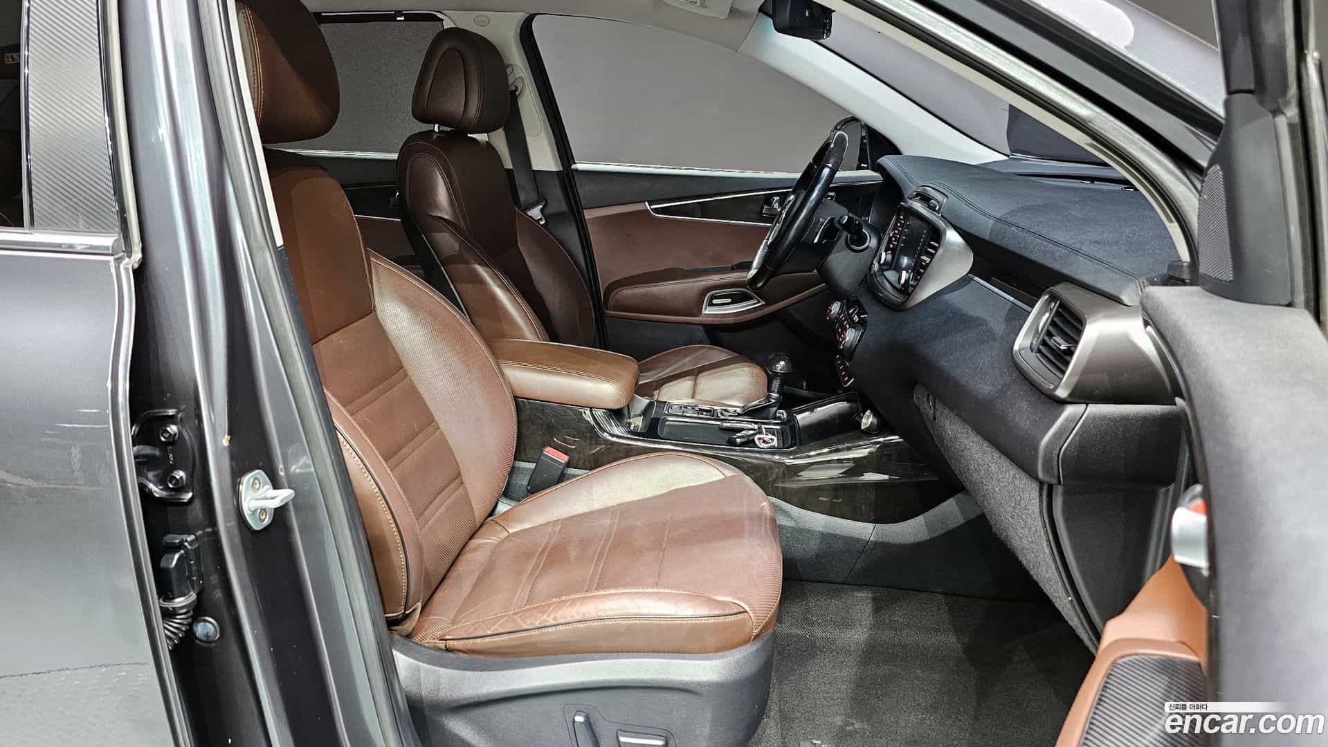Sorento Kia 2016.11-INNER-010