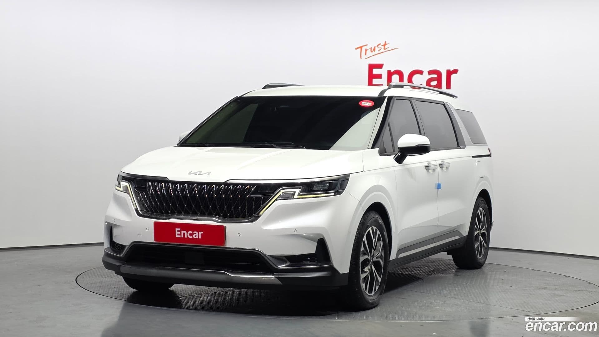 Main__Slider__Photo:Canival Kia 2022.0-0