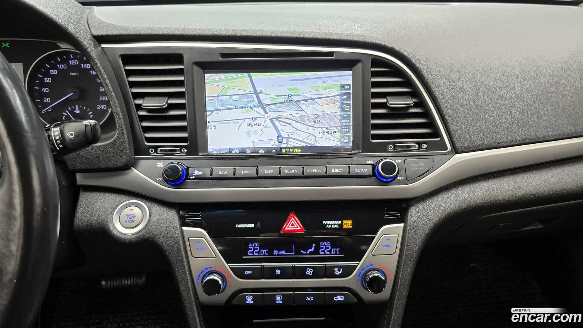 AVANTE Hyundai 2016.2-OPTION-020