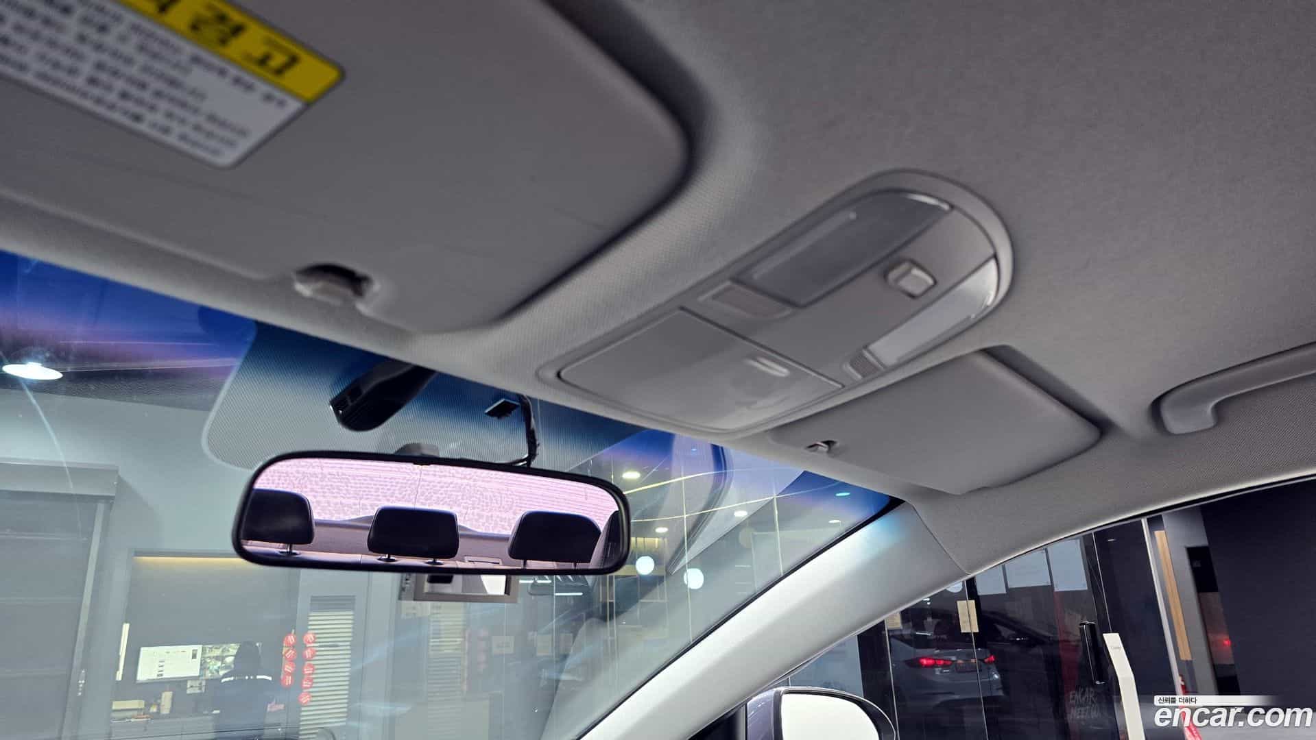 AVANTE Hyundai 2016.2-OPTION-024