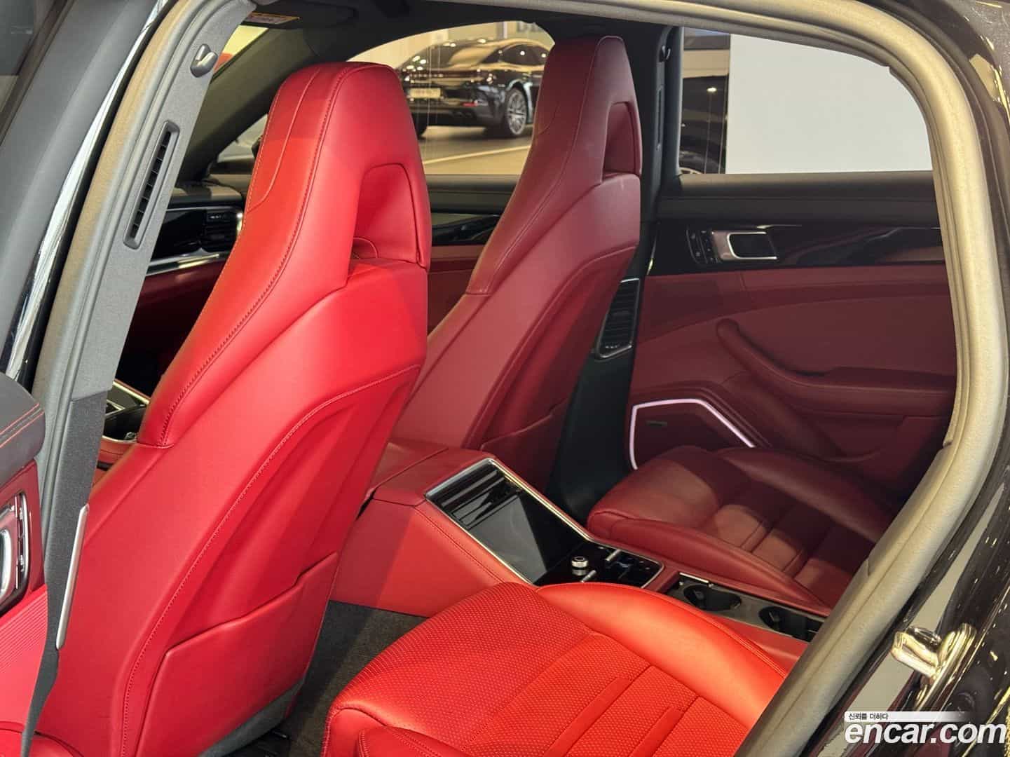 Panamera Porsche 2020.2-OUTER-005