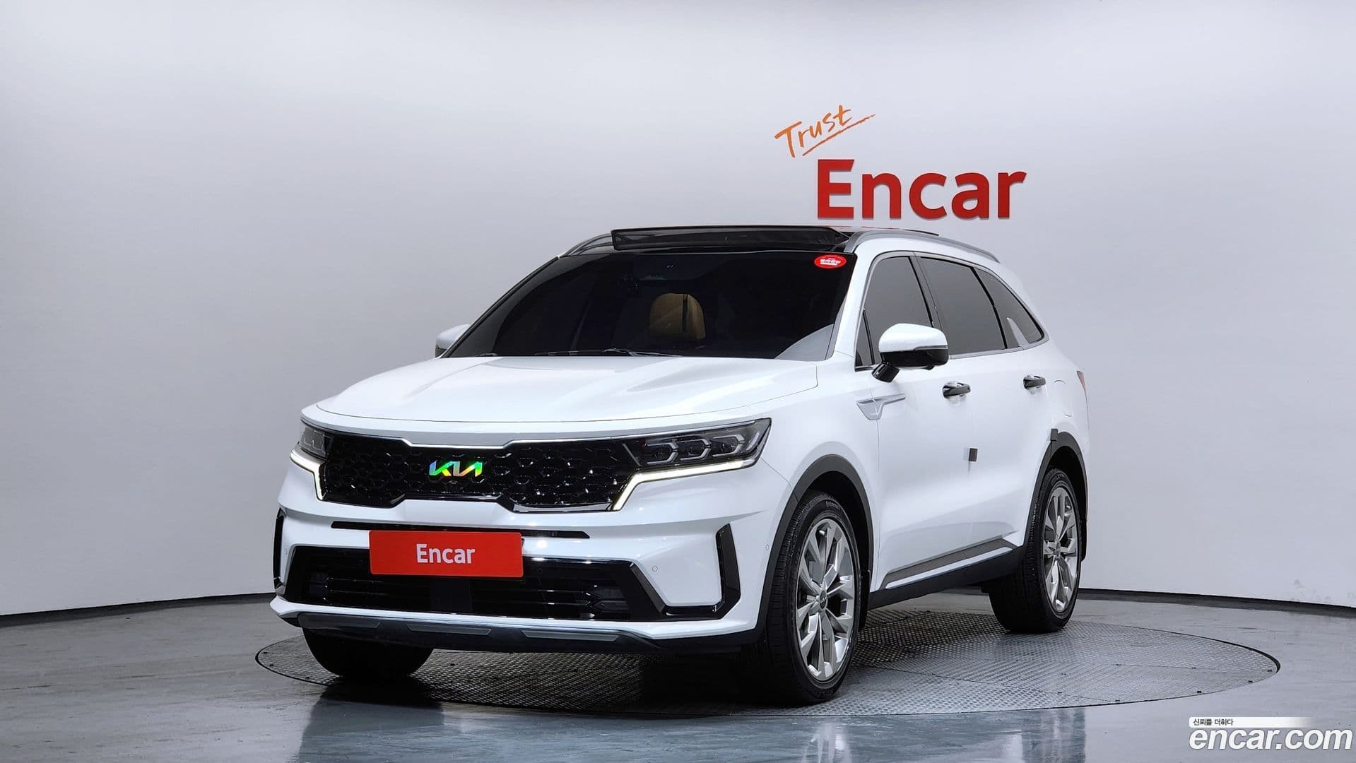 Main__Slider__Photo:Sorento Kia 2023.5-0