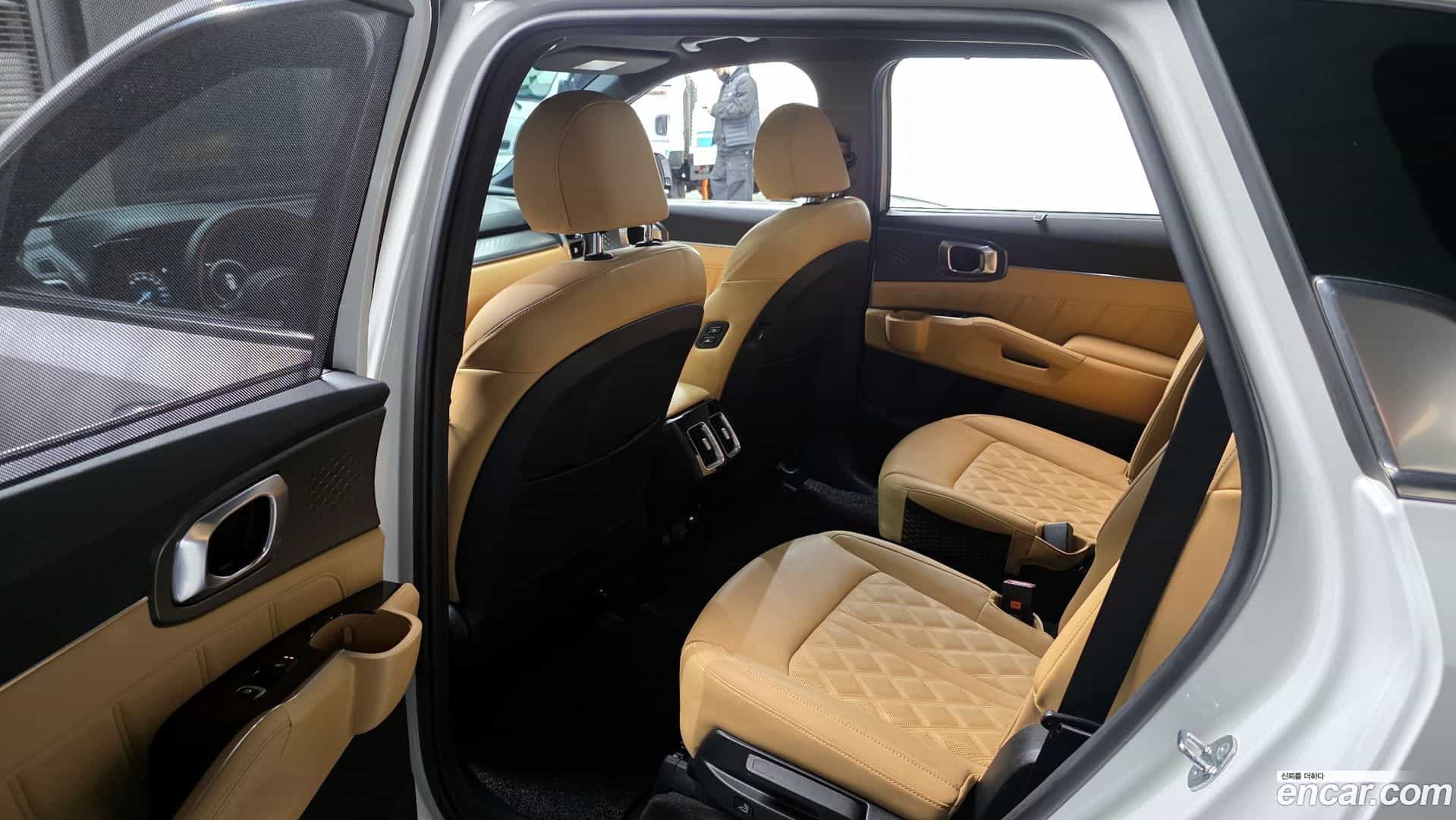 Sorento Kia 2023.4-OPTION-015