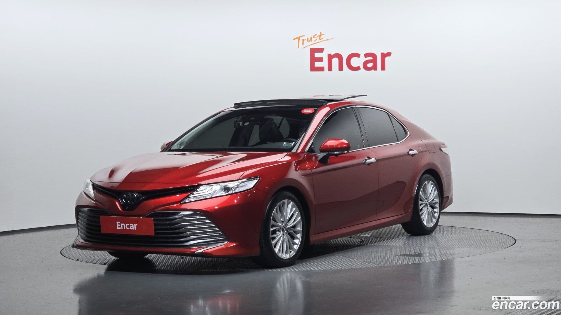 Main__Slider__Photo:Camry Toyota 2017.9-0