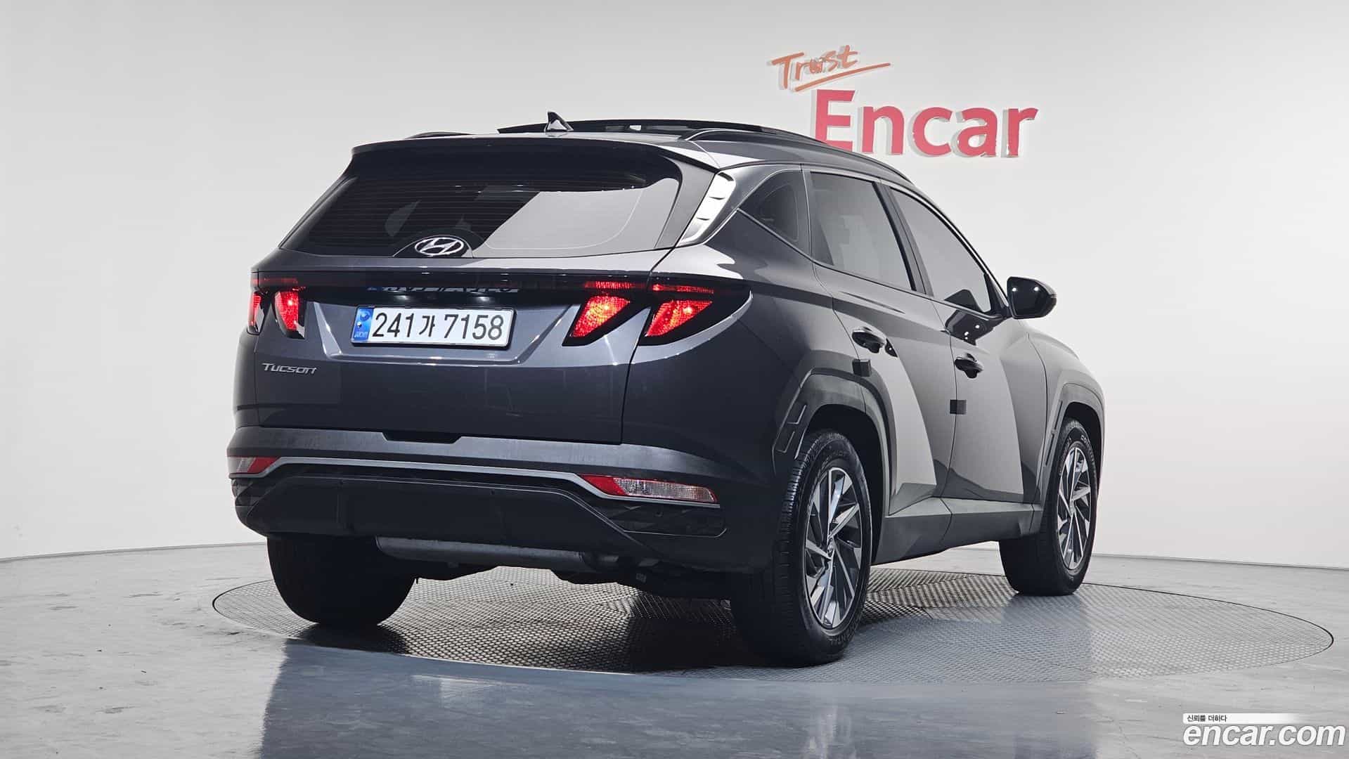 Tucson Hyundai 2022.1-OUTER-002