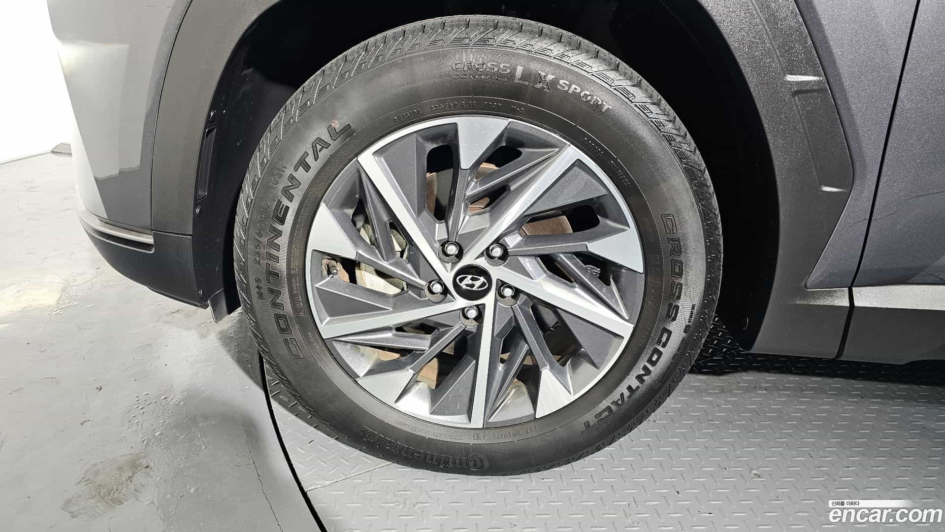 Tucson Hyundai 2022.1-OUTER-005