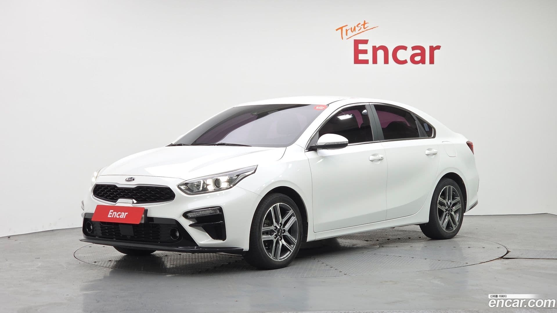 Main__Slider__Photo:K3 Kia 2020.9-0