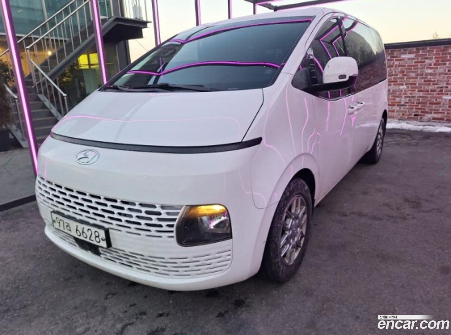 Main__Slider__Photo:Staria Hyundai 2021.5-1