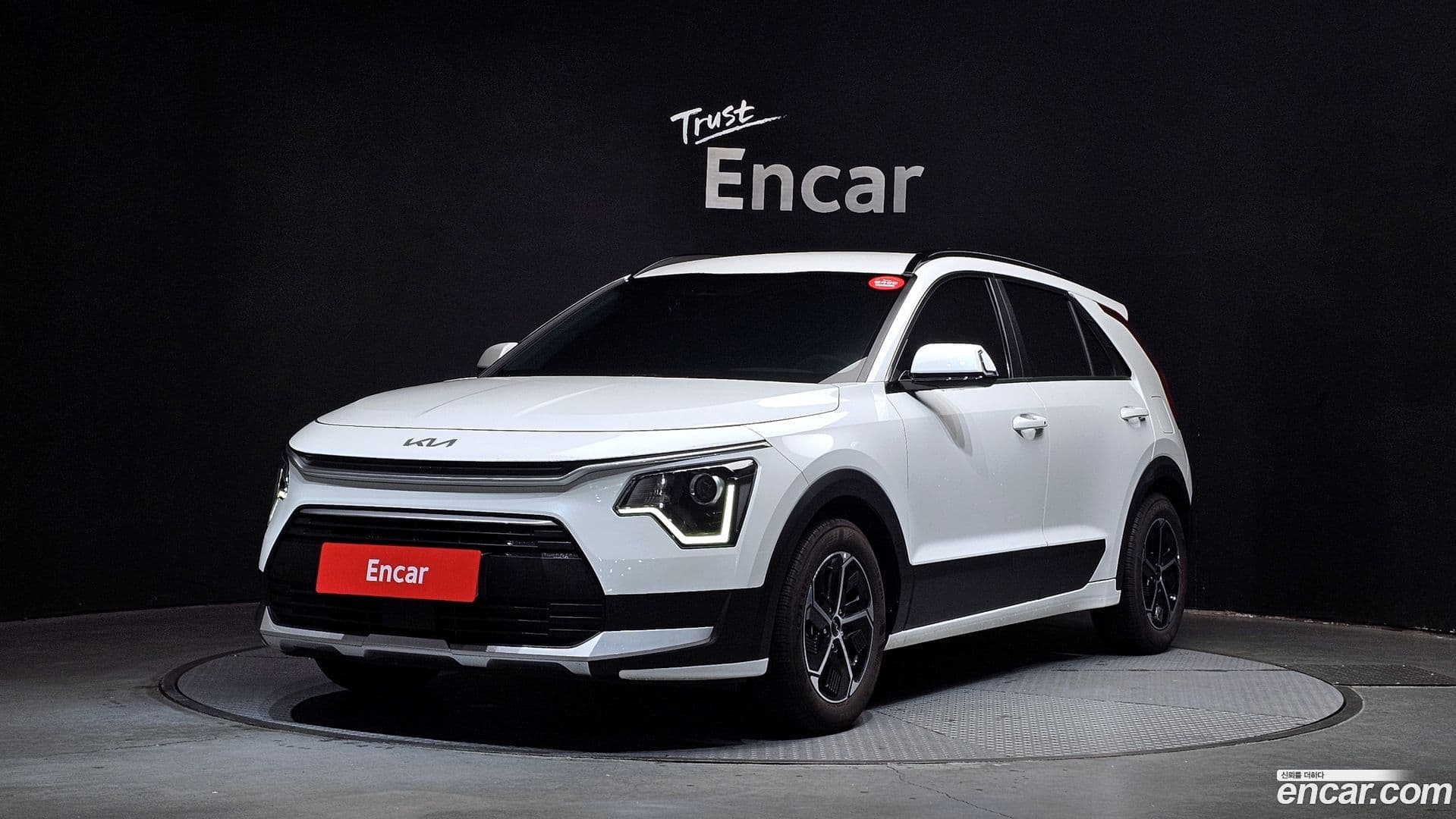 Main__Slider__Photo:Niro Kia 2024.10-0