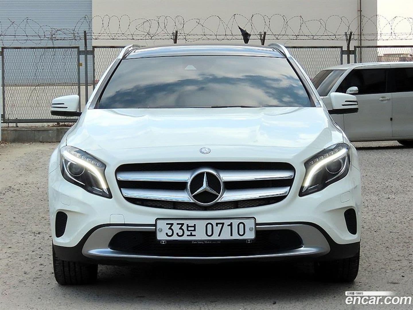 Main__Slider__Photo:GLA-Class Mercedes-Benz 2016.4-0