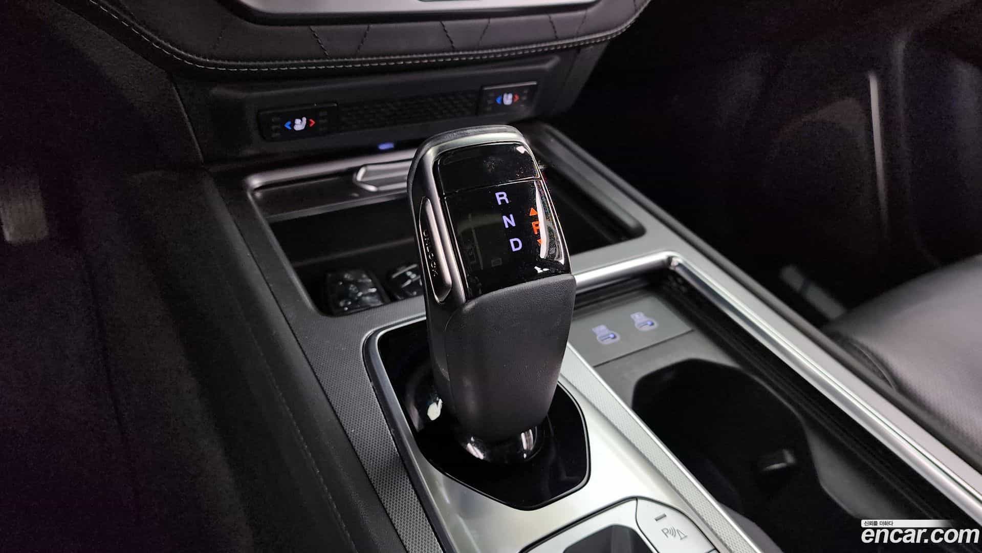 Rexton KG Mobility 2023.5-INNER-009