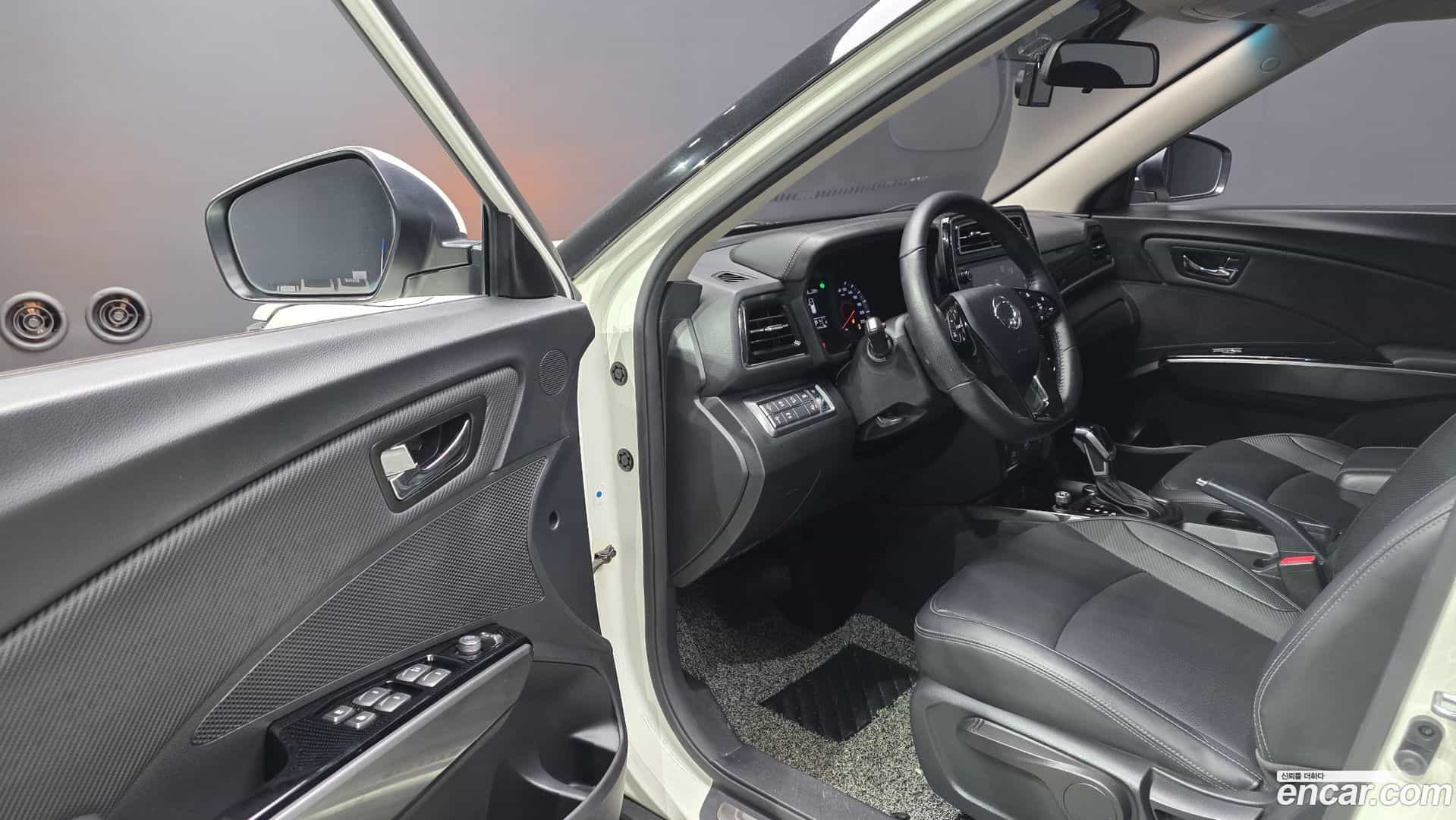 TIBOLI KG Mobility 2020.6-OPTION-015