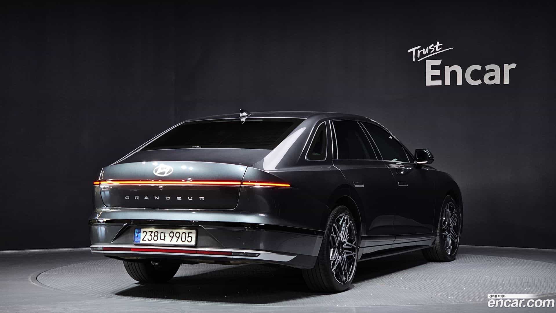 Grandeur Hyundai 2023.7-OUTER-002