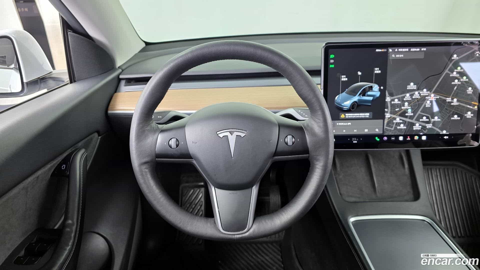 Model Y Tesla 2021.4-OPTION-017