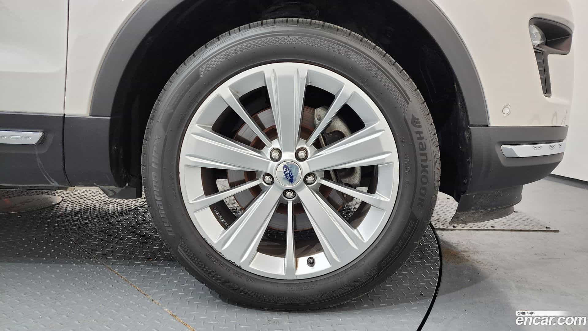 Explorer Ford 2019.6-OUTER-005