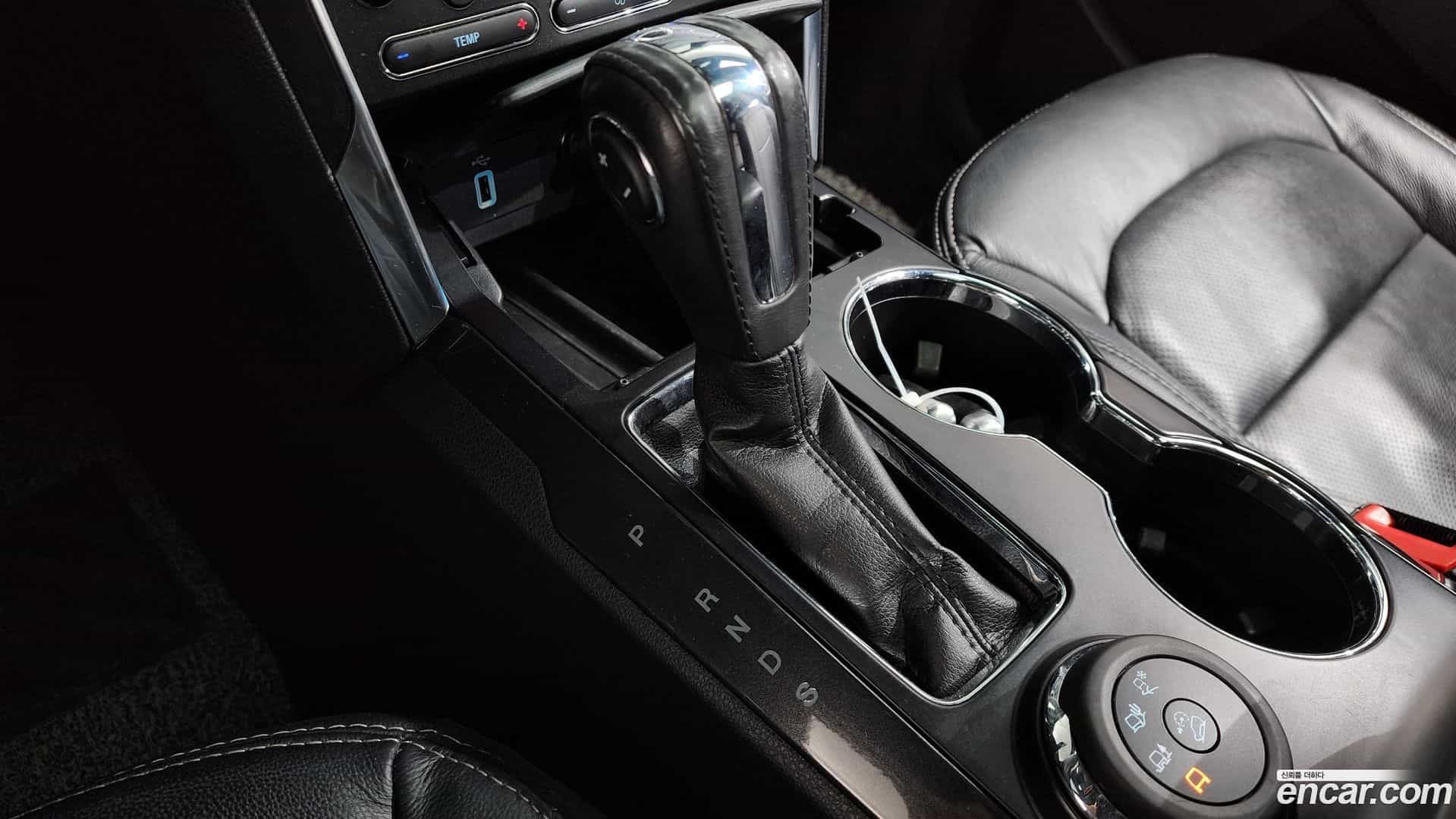 Explorer Ford 2019.6-INNER-009
