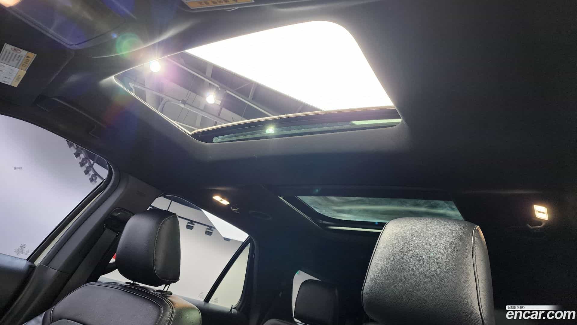 Explorer Ford 2019.6-OPTION-023