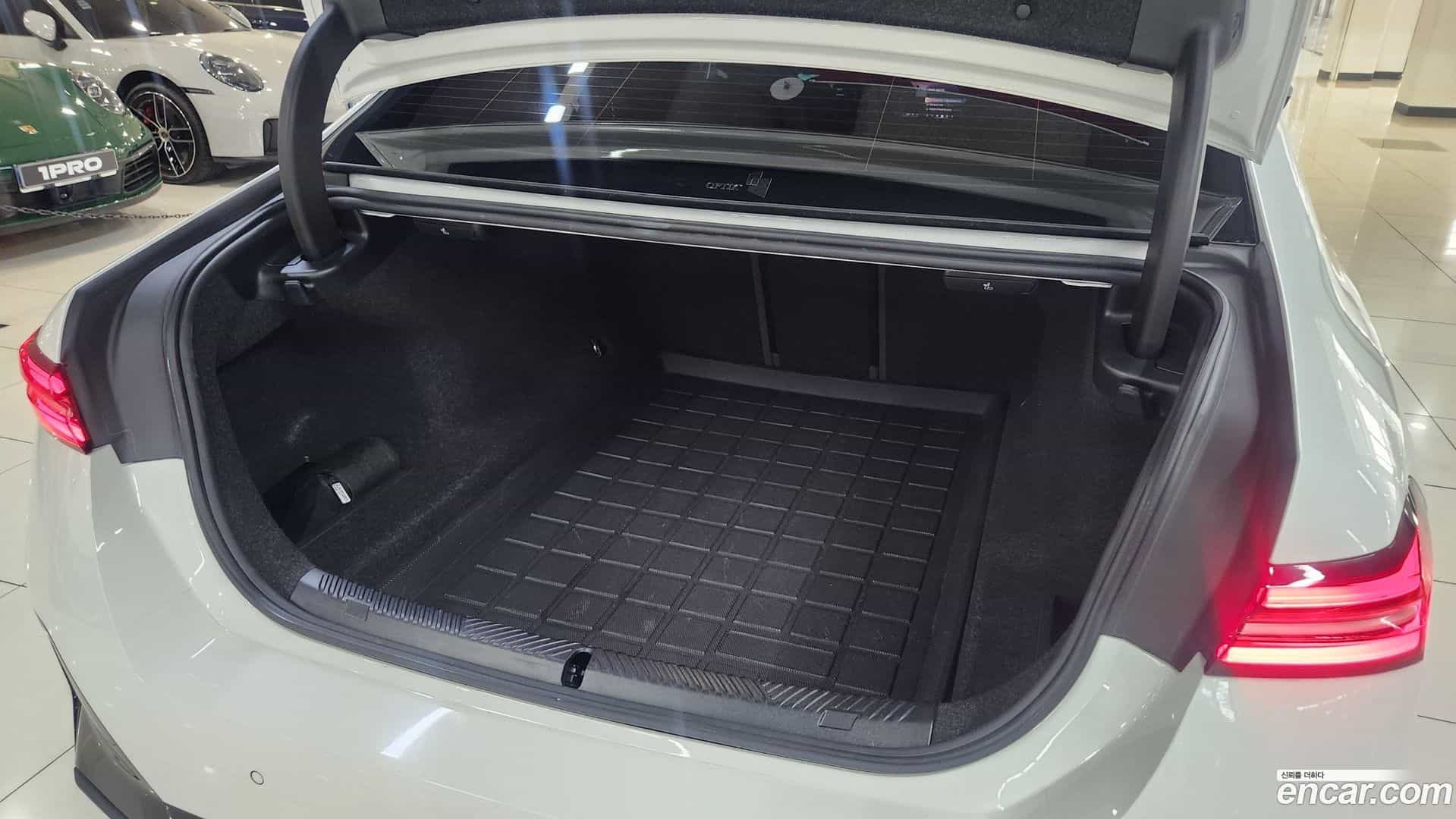 5-Series BMW 2023.10-OPTION-018