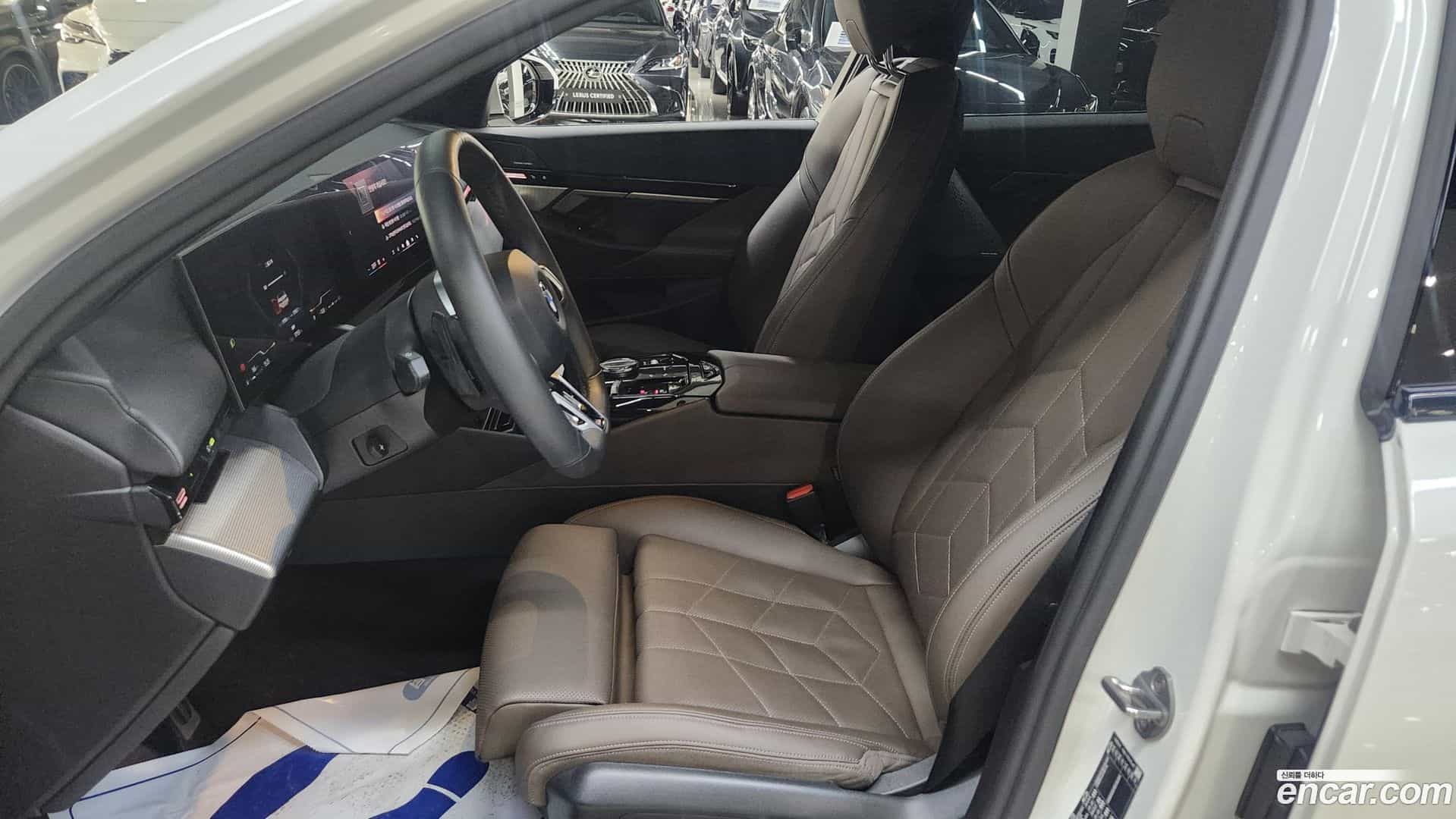 5-Series BMW 2023.10-OPTION-023