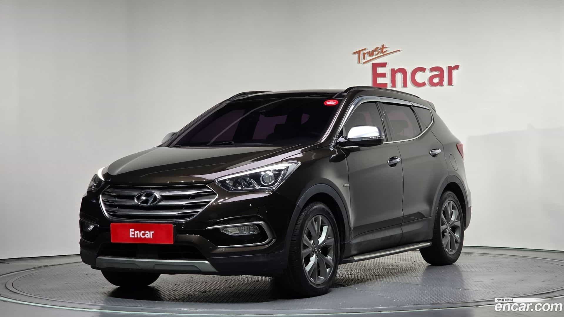 Santafe Hyundai 2017.1-OUTER-001