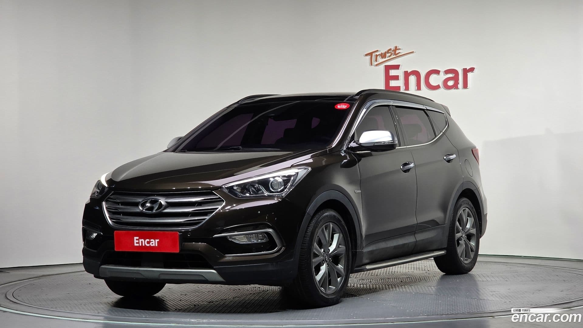 Main__Slider__Photo:Santafe Hyundai 2017.1-0