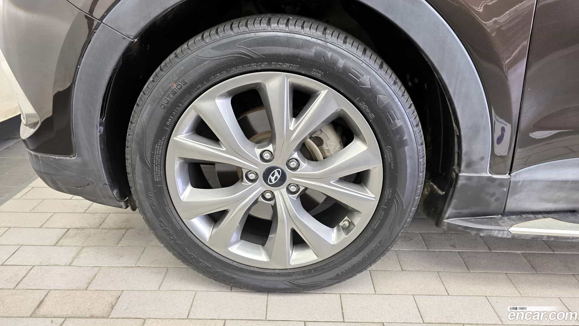 Santafe Hyundai 2017.1-OUTER-005