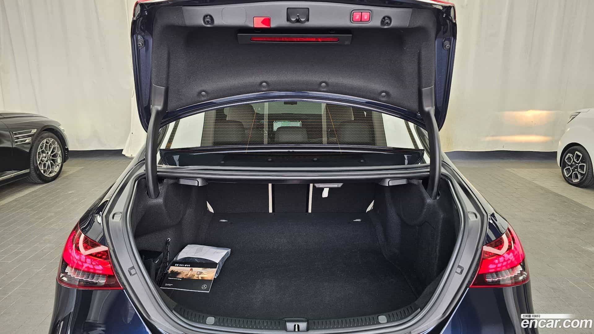 E-Class Mercedes-Benz 2022.3-OPTION-024