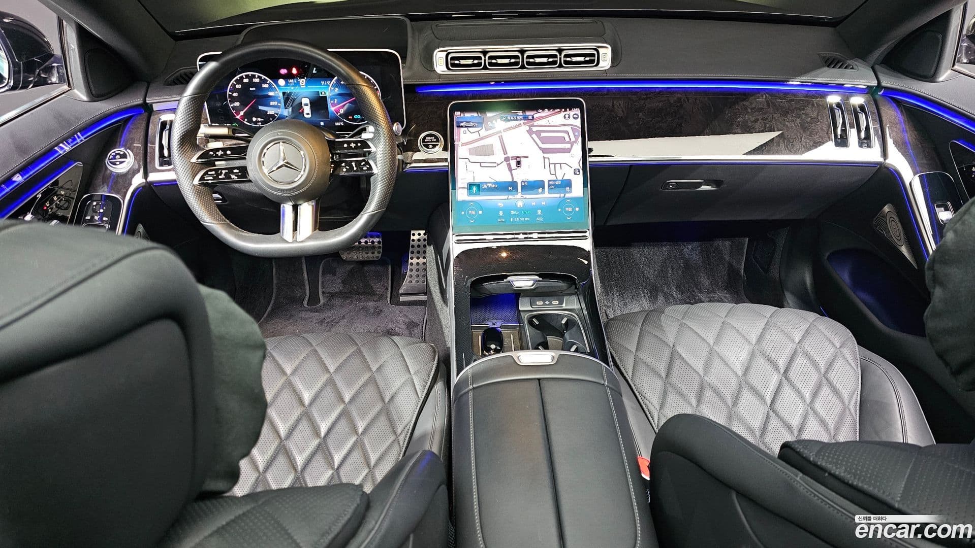 Main__Slider__Photo:S-Class Mercedes-Benz 2022.2-6