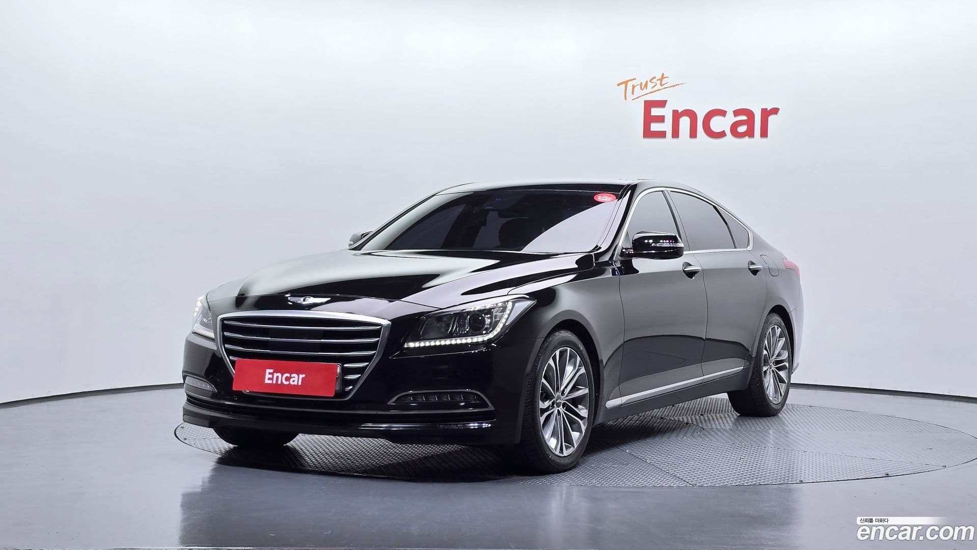 Main__Slider__Photo:Genesis Hyundai 2014.4-0