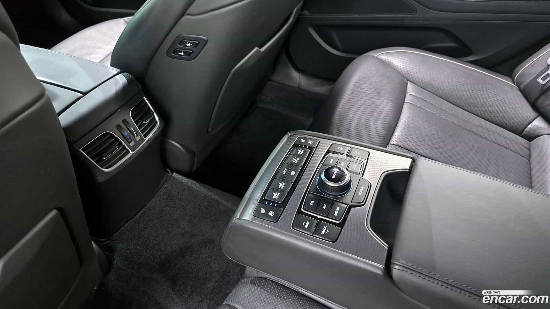 Genesis Hyundai 2014.4-OPTION-023