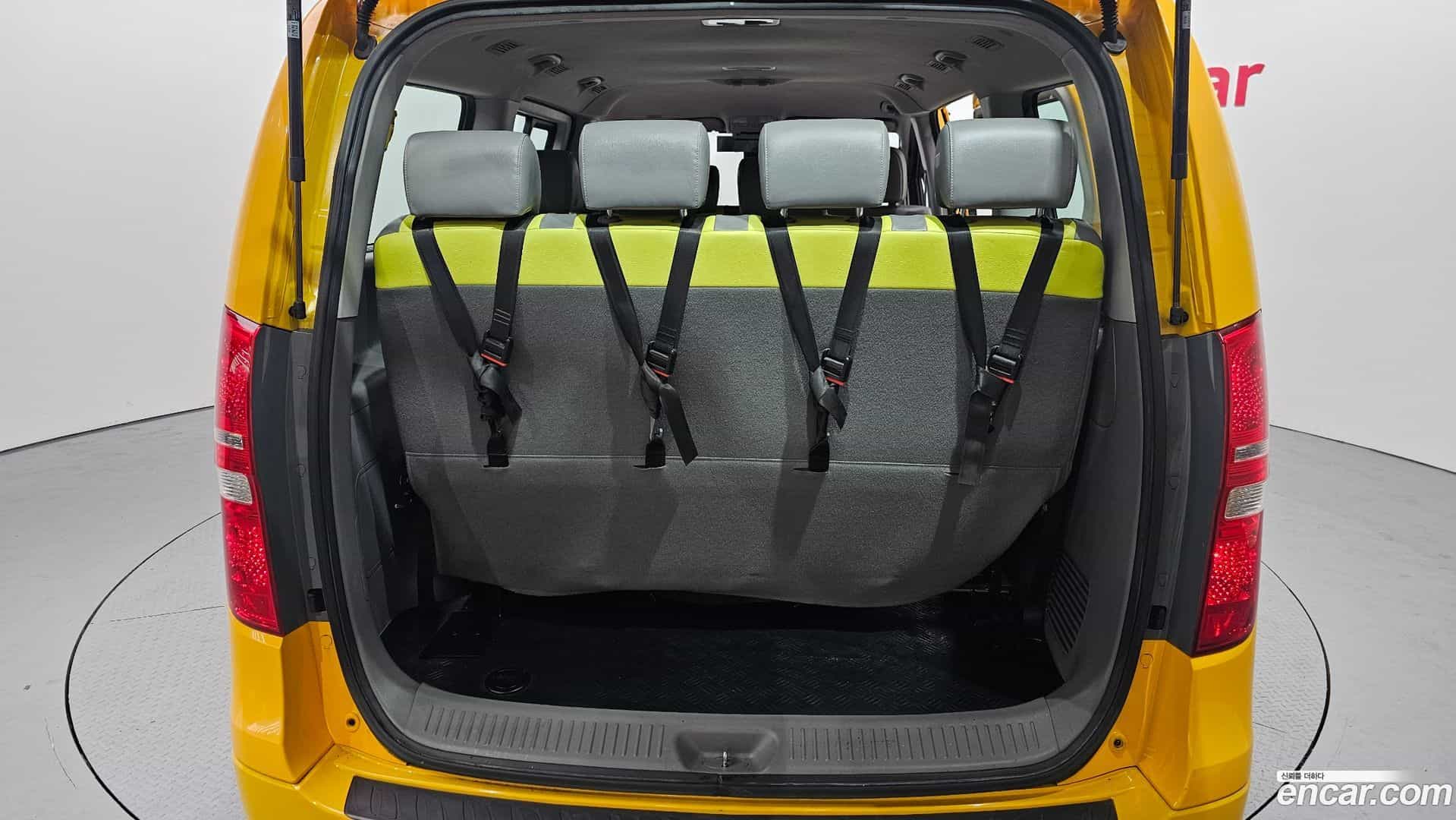 Starex Hyundai 2018.9-OPTION-024