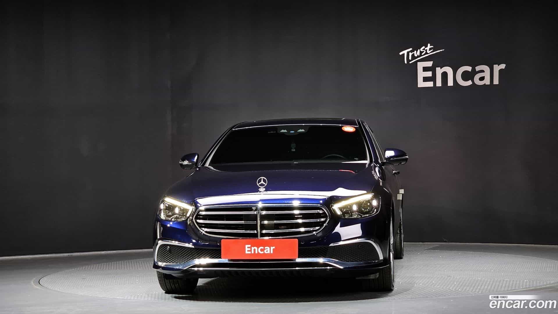 E-Class Mercedes-Benz 2022.1-OUTER-003