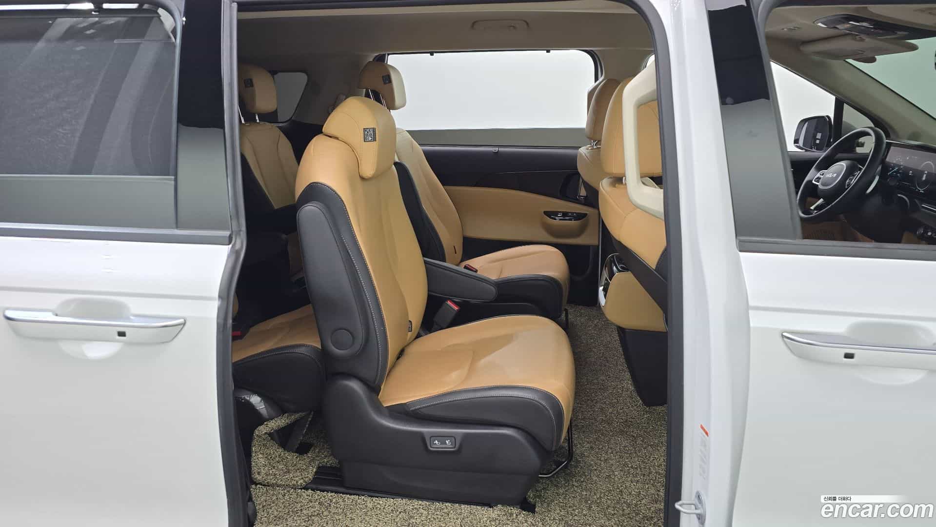 Canival Kia 2023.2-OPTION-016