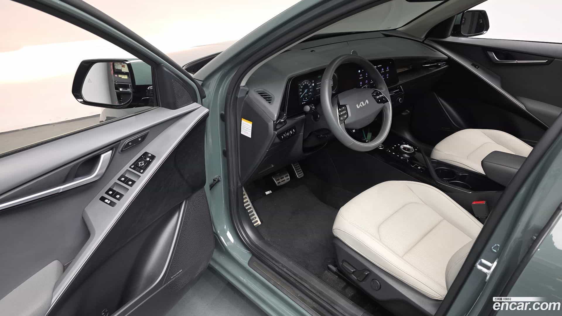 Niro Kia 2022.0-INNER-010