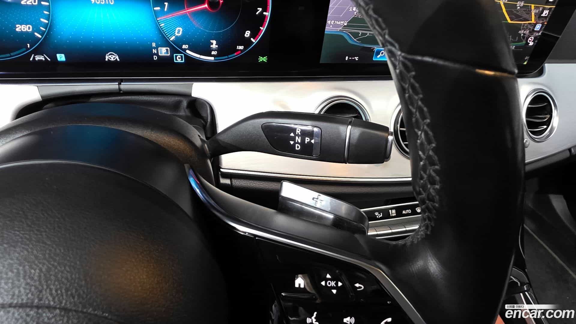E-Class Mercedes-Benz 2021.4-INNER-009