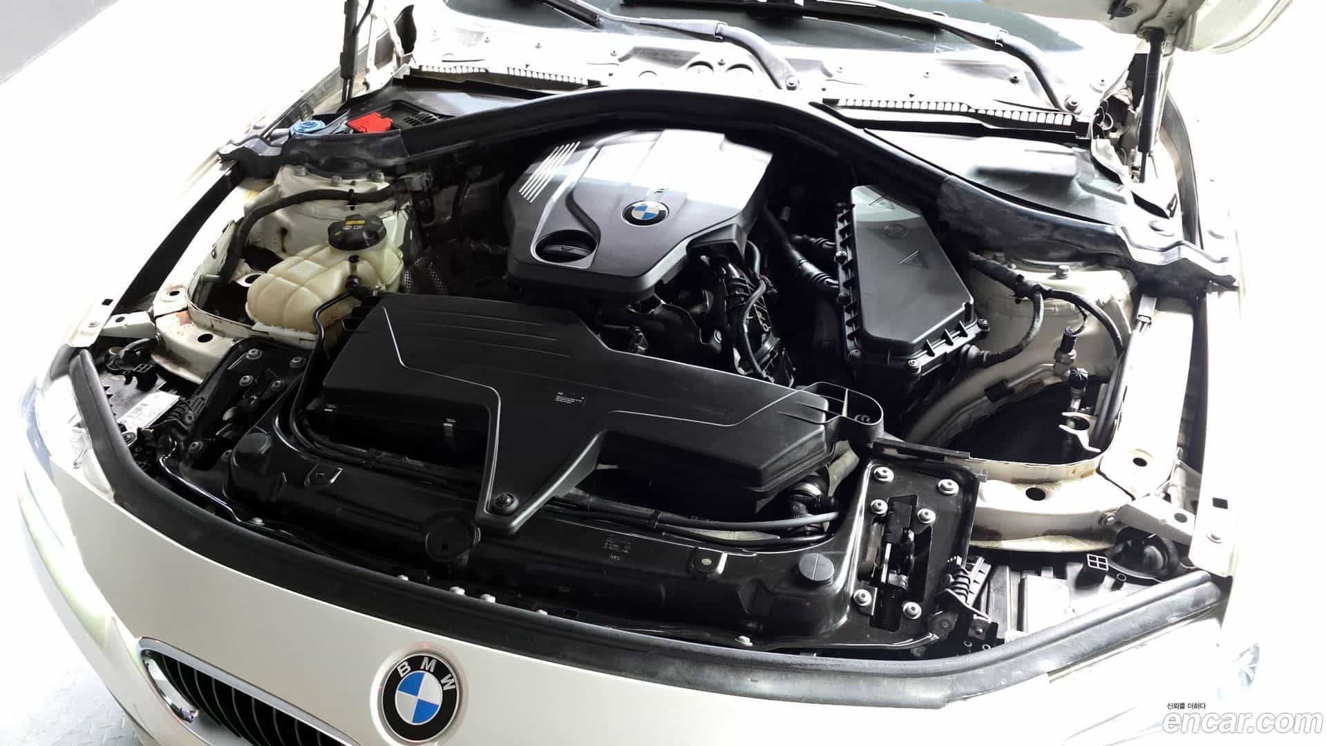 3-Series BMW 2017.2-INNER-006