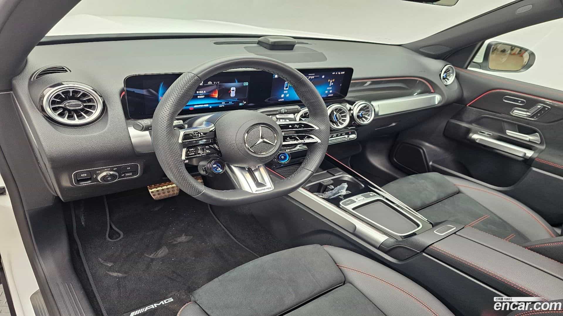 GLB-Class Mercedes-Benz 2025.4-OPTION-017