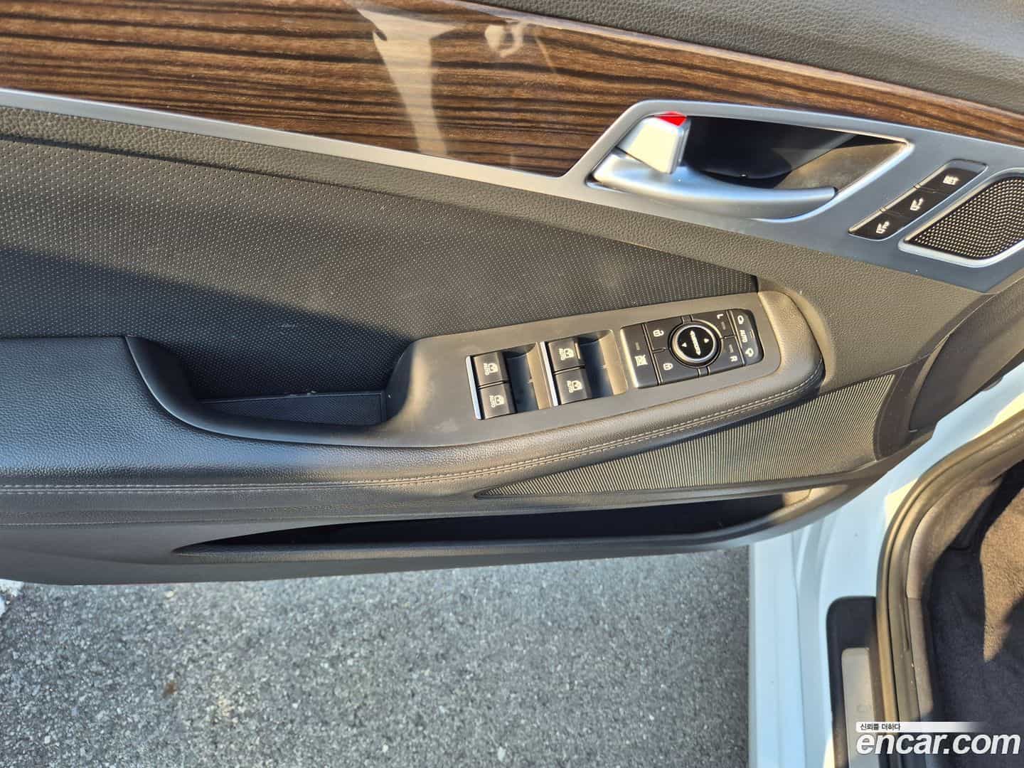 G80 Genesis 2017.5-OPTION-018