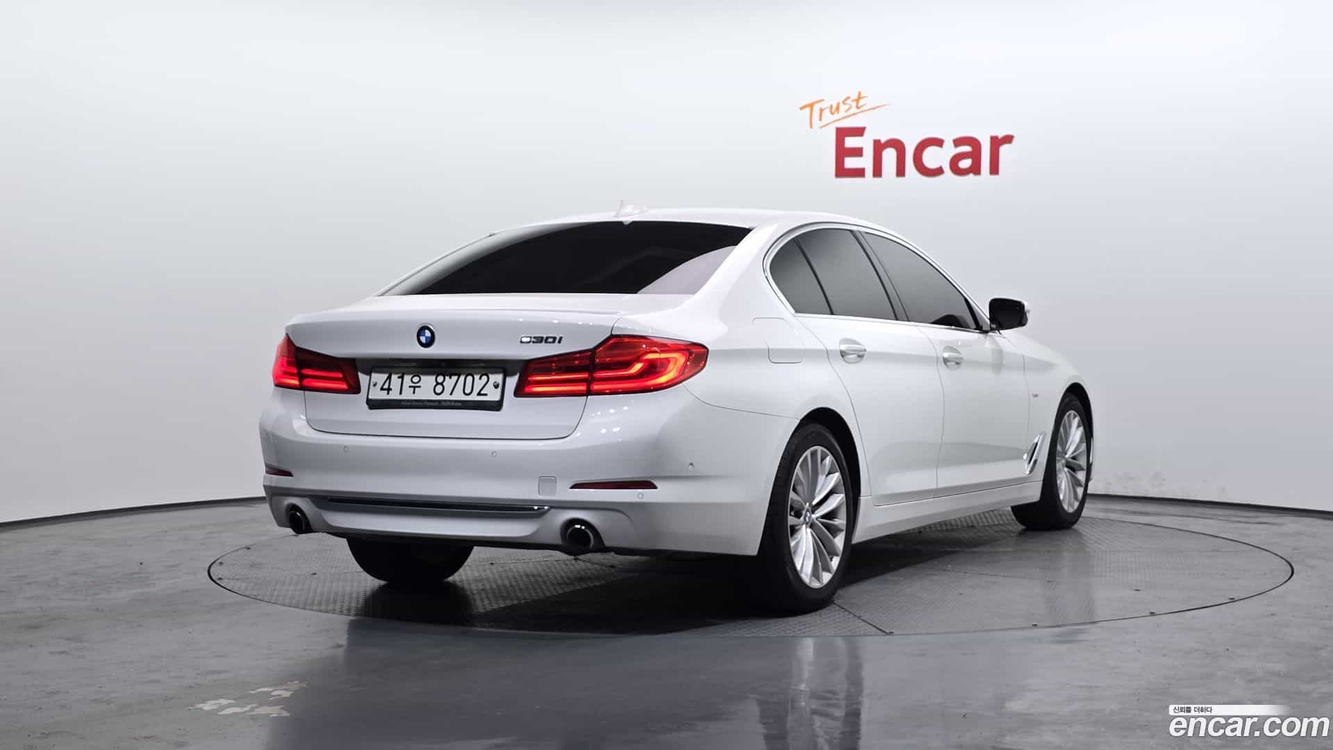 5-Series BMW 2018.5-OUTER-002