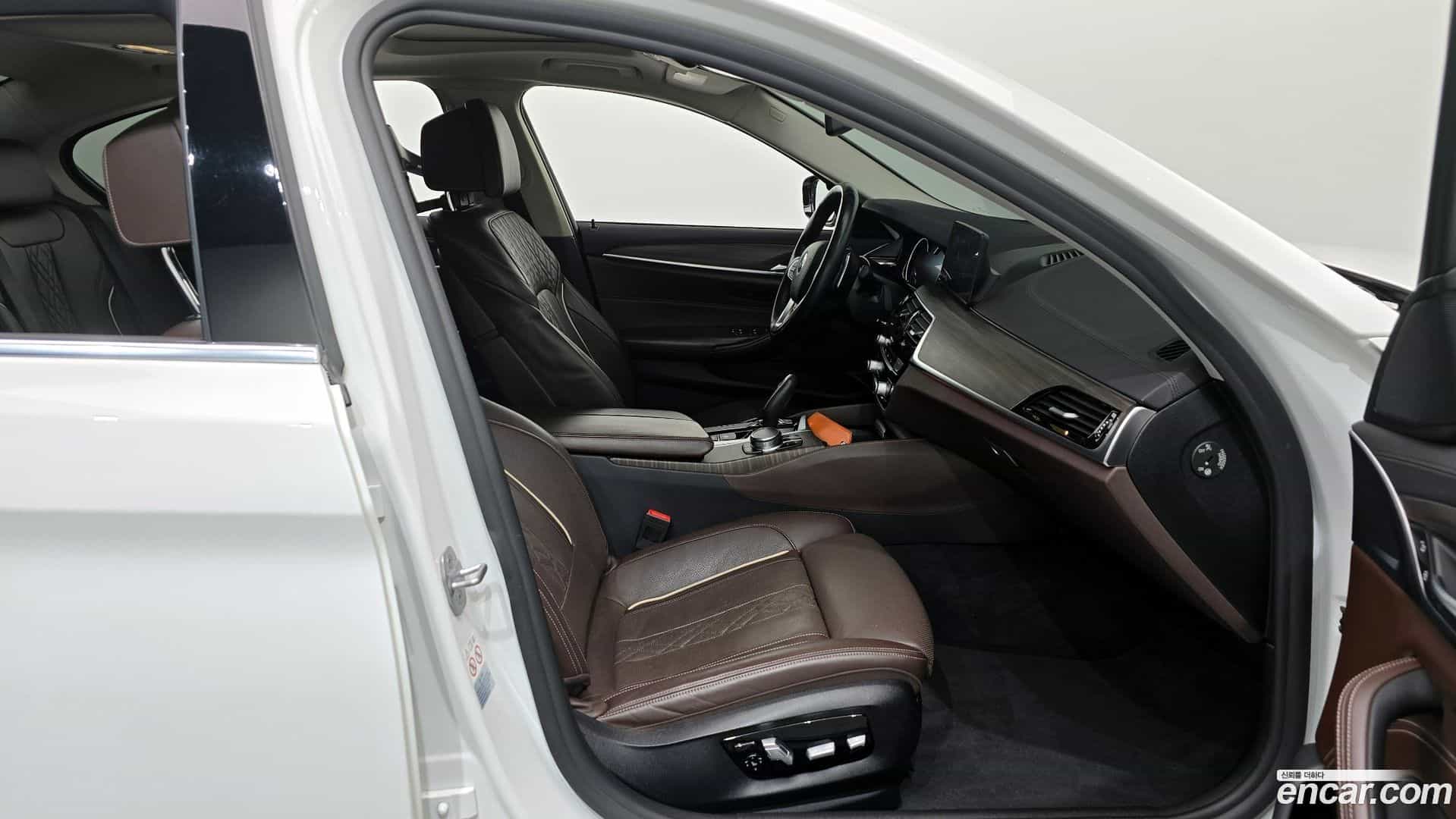 5-Series BMW 2018.5-OPTION-015