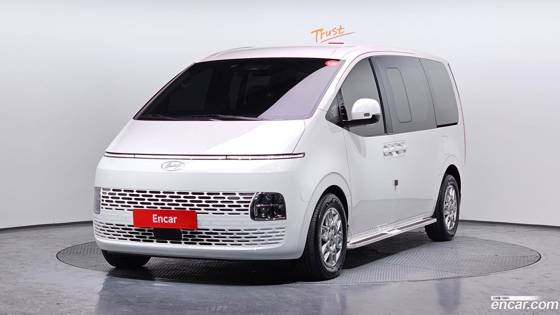 Main__Slider__Photo:Staria Hyundai 2025.2-0