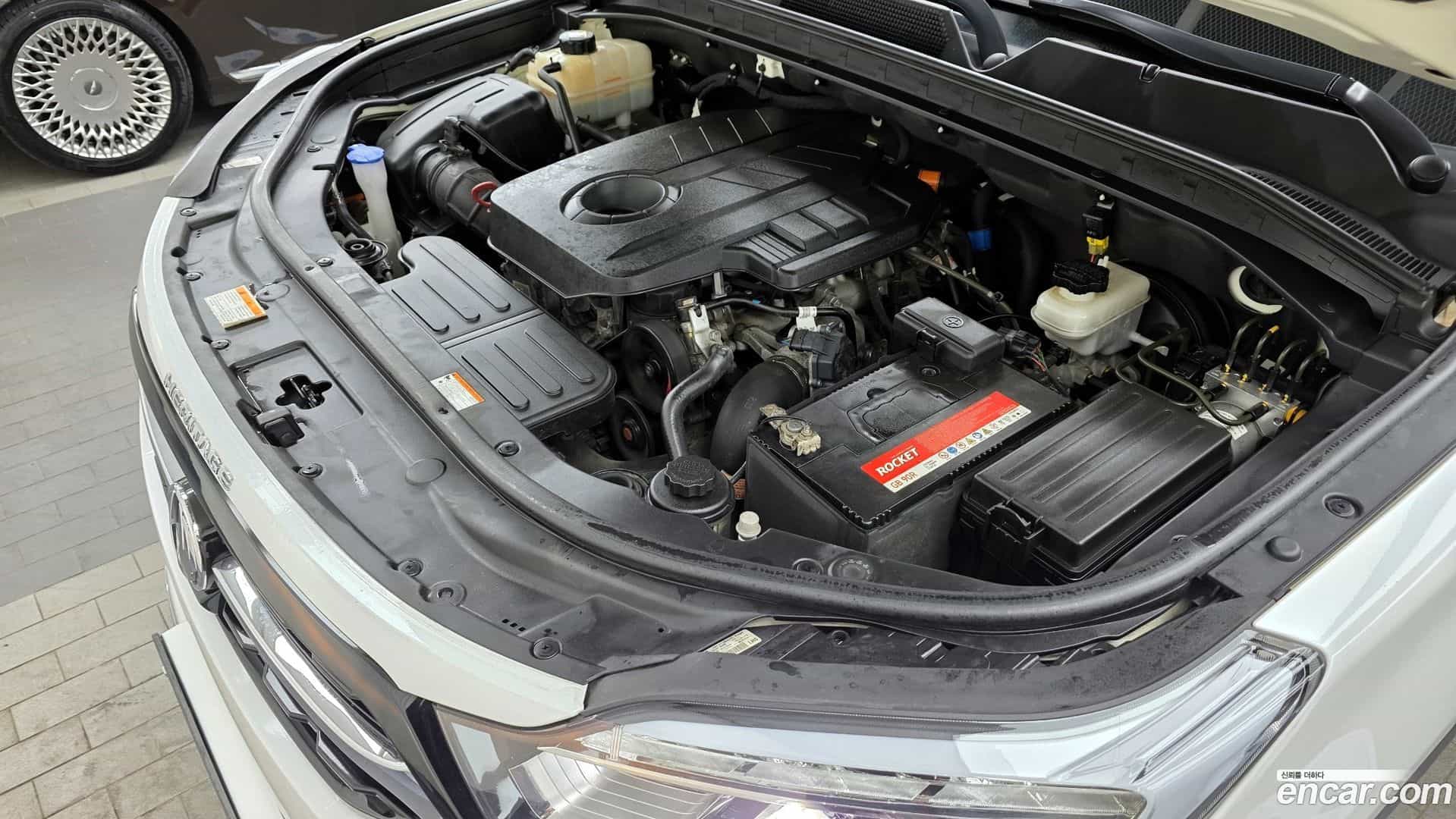 Rexton KG Mobility 2018.8-INNER-006
