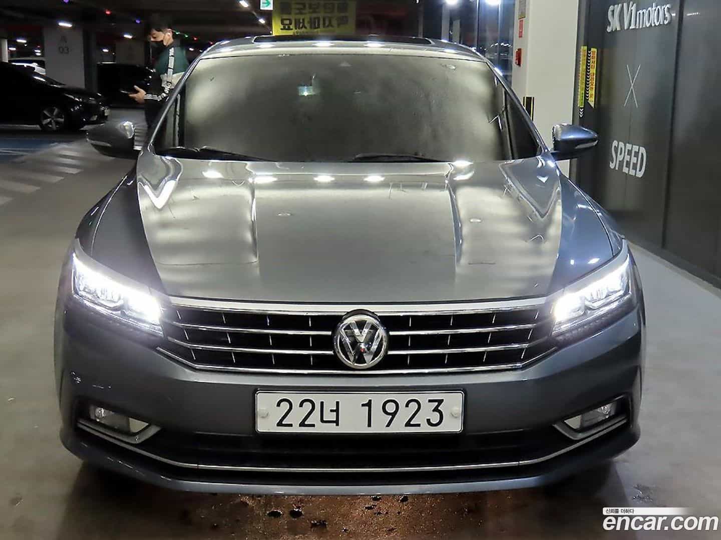 Passat Volkswagen 2018.8-OUTER-002